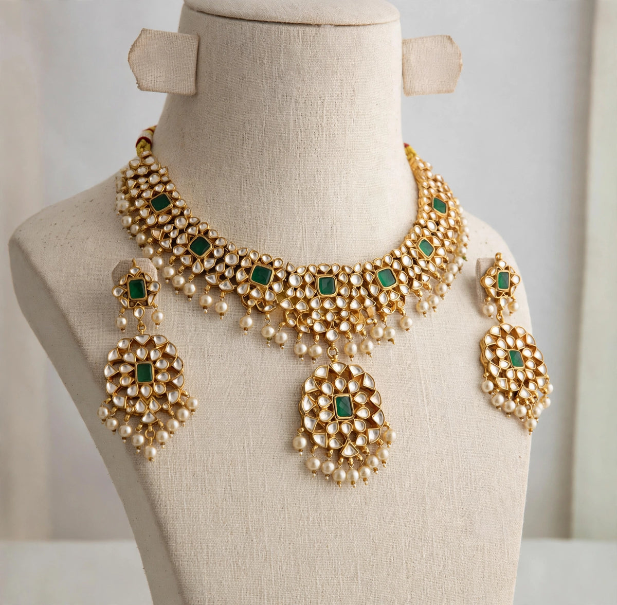 Handmade Kundan Choker Necklace with Earrings , 22k Gold Plated Indian Wedding Jewellery Sets