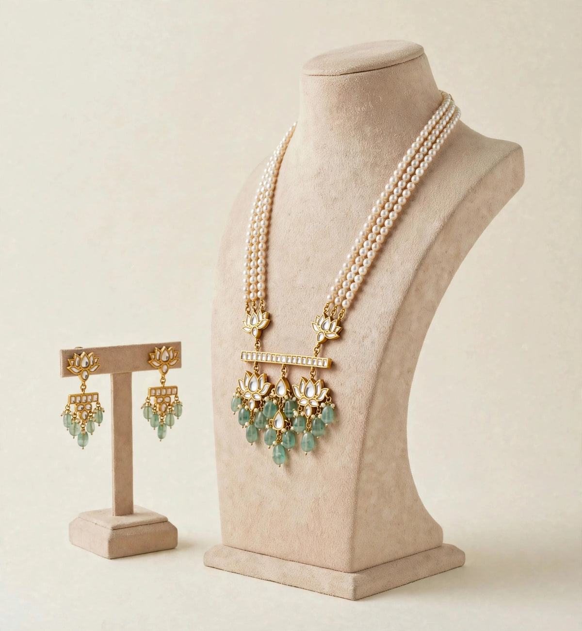 Kundan Jewellery set, Gold plated Pendant Necklace with Earrings