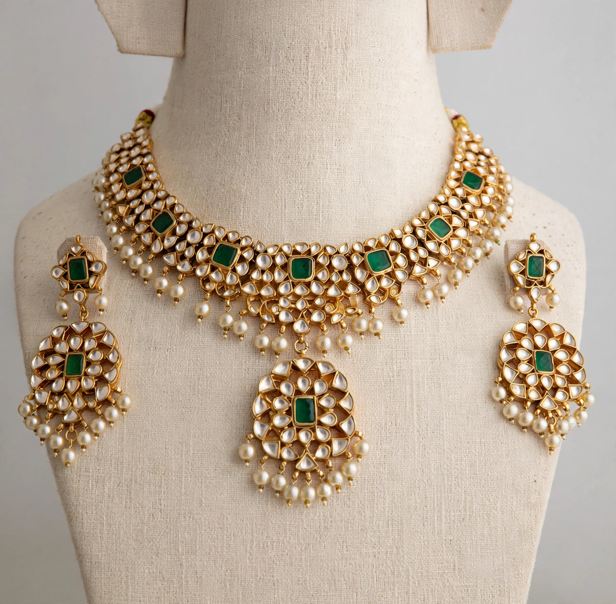 Handmade Kundan Choker Necklace with Earrings , 22k Gold Plated Indian Wedding Jewellery Sets